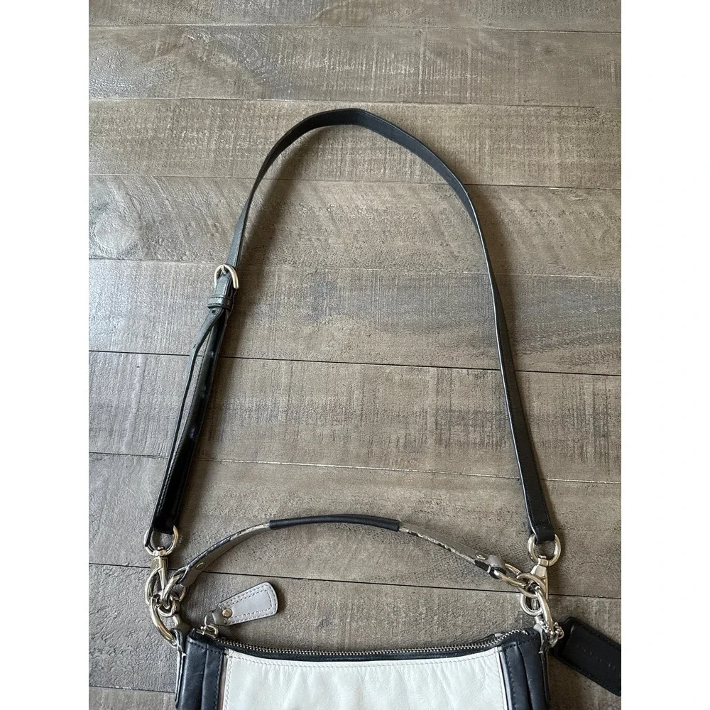 Coach B1393-F23084 Kristin Spectator Hobo Black White Convertible Y2K - Picture 6 of 10